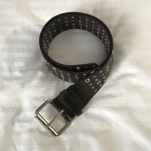 Hipwear - Stud Dark Brown Leather  Belt